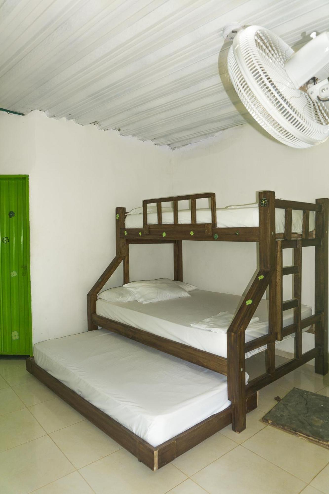Hostel Hipilandia Taganga Esterno foto